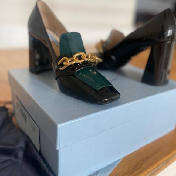 $890 PRADA Gold Chain Statement Loafer Pump New w/Box -  S 8,5/9 IT - Picture 9 of 16